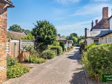 1 bedroom bungalow for sale