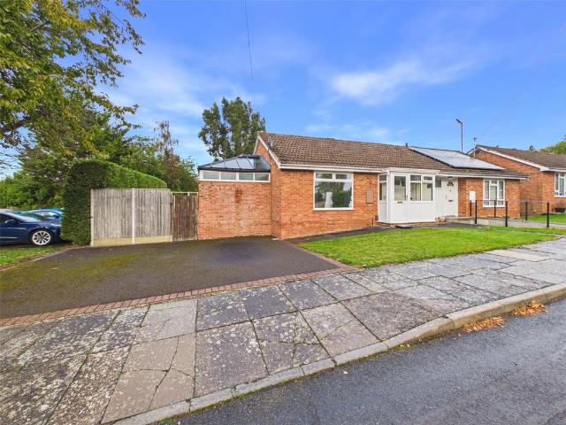 1 bedroom bungalow for sale
