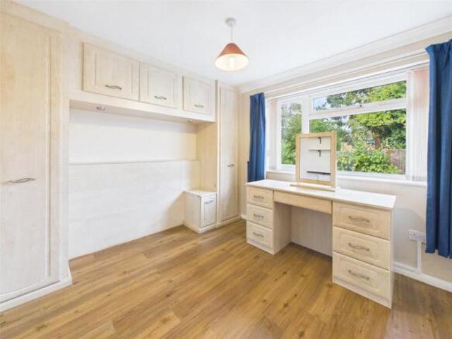 1 bedroom bungalow for sale in Hales Close, Cheltenham, Gloucestershire, GL52