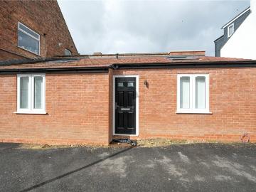 1 Bedroom bungalow to let in Arthur Road, St. Albans, Hertfordshire, AL1