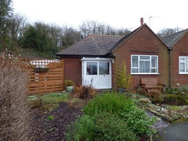 1 bedroom Bungalow To Let