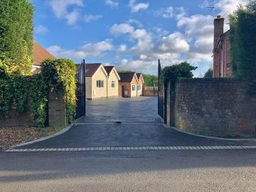 Solihull, West Midlands, Midlands - Equipped kitchen