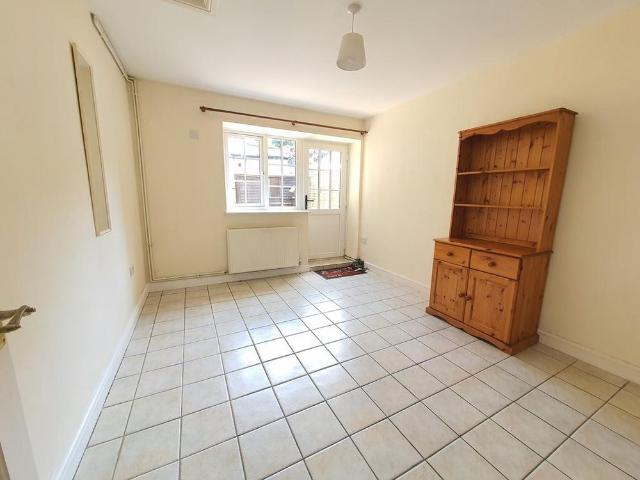 1 bedroom bungalow to rent