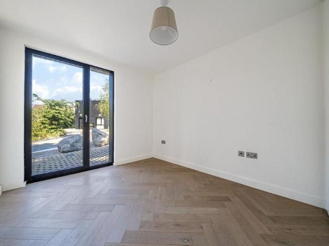 1 bedroom bungalow to rent
