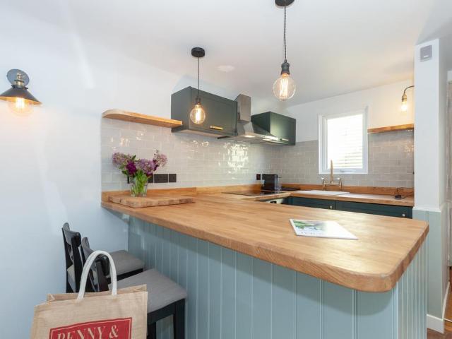 1 bedroom bungalow to rent