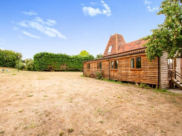 1 bedroom bungalow to rent