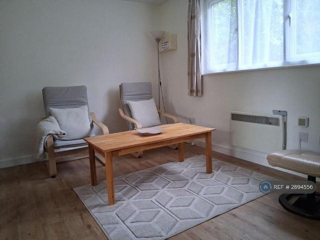 1 bedroom bungalow to rent