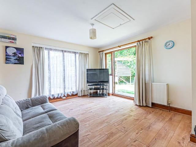 1 bedroom Bungalow To Rent
