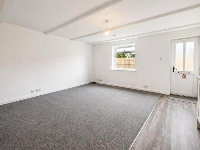 1 bedroom bungalow to rent
