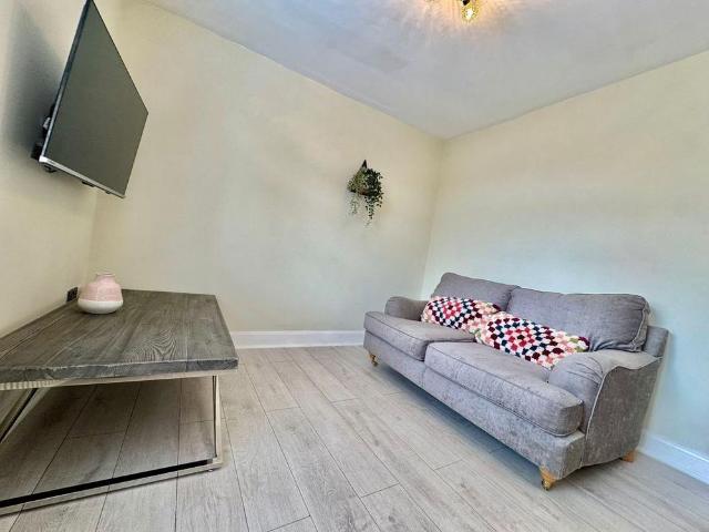 1 bedroom bungalow to rent