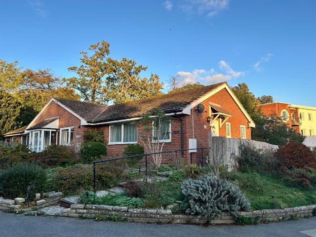 1 bedroom bungalow to rent
