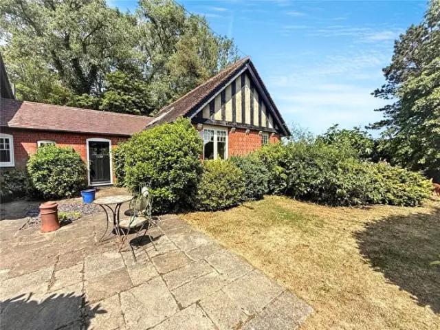 1 Bedroom Bungalow To Rent In Scalford Hall Lodge, Melton Road, Scalford, LE14