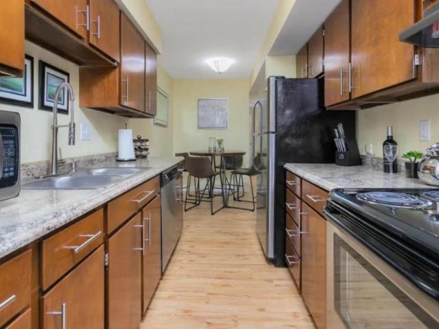 1 bedroom, Burlington NC 27215 103609496