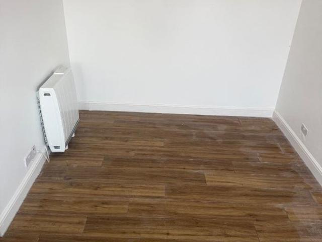1 Bedroom Garden Bungalow Available – SE28 0GS