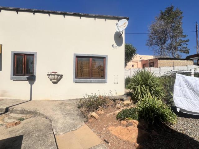 1 Bedroom garden cottage for rent in Mondeor