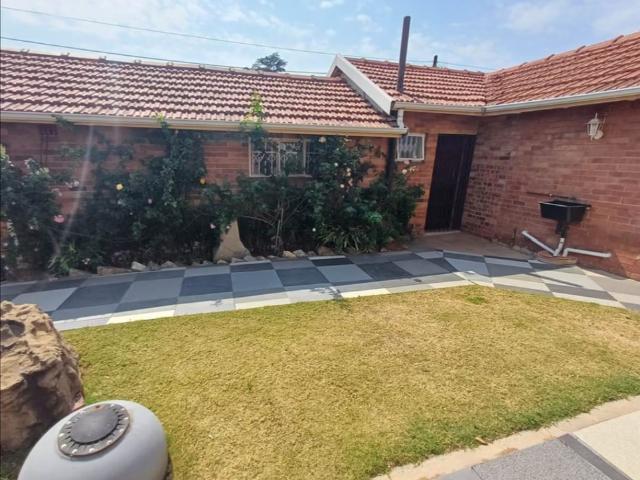 1 Bedroom Garden Cottage To Let in Blairgowrie