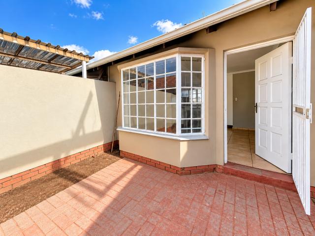 1 Bedroom Garden Cottage To Let in Dalpark