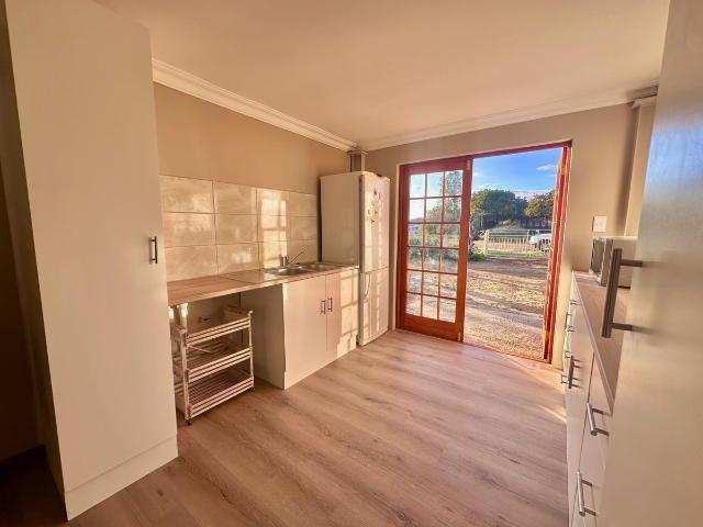 1 Bedroom Garden Cottage To Let in Fisherhaven