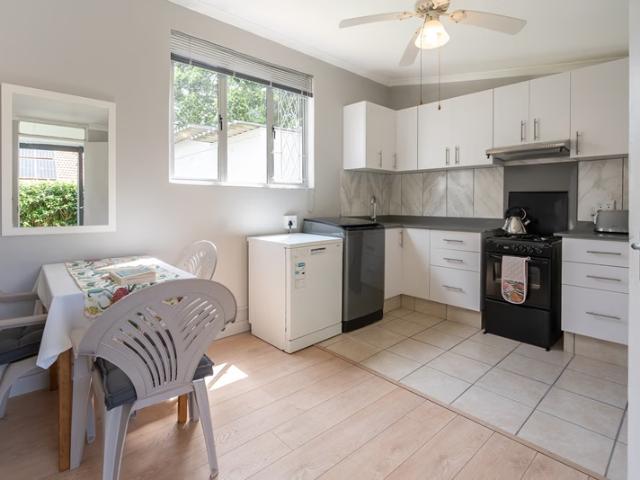1 Bedroom Garden Cottage To Let in Gillitts