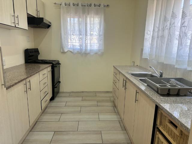 1 Bedroom Garden Cottage To Let in Kloof