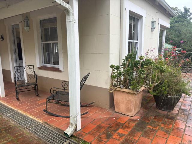 1 Bedroom Garden Cottage To Let in Kloof