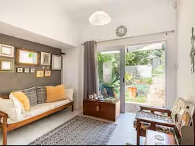 1 Bedroom Garden Cottage To Let in Linden