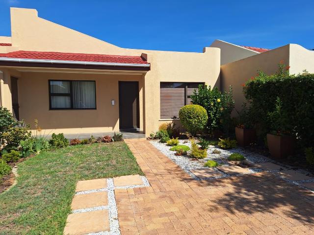 1 Bedroom Garden Cottage To Let in Protea Valley