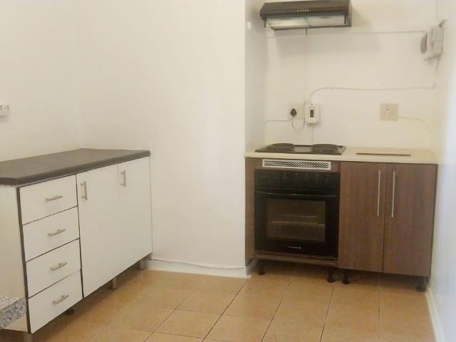 1 Bedroom Garden Cottage To Let in St Winifreds