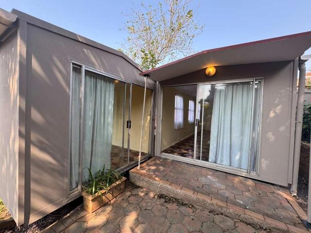 1 Bedroom GardenCottage to Rent in Bluff