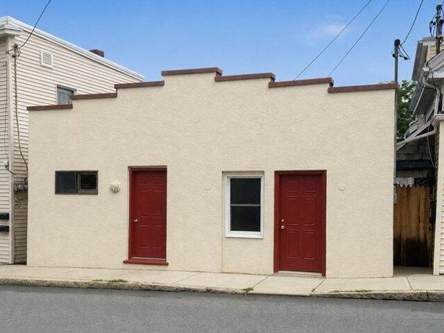 1 bedroom, Gloucester MA 01930 105651156