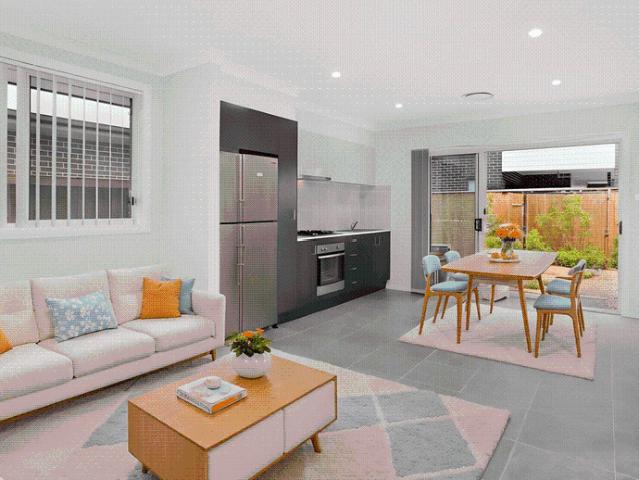 1 BEDROOM GRANNY FLAT WITH LOCK UP GARAGE