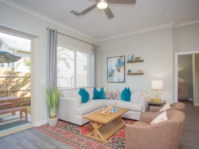 1 bedroom, Grand Prairie TX 75052 105223013