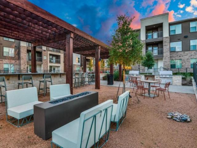 1 bedroom, Grand Prairie TX 75052 LS105640773