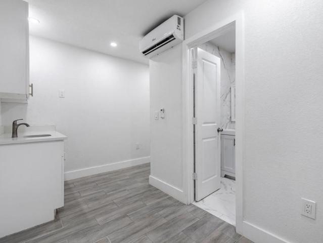 1 bedroom, Greenacres FL 33463 LS105918715