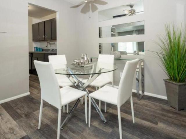 1 bedroom, Griffith IN 46319 105002282