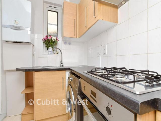 1 bedroom ground maisonette for sale