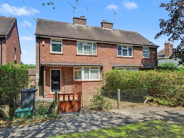 1 bedroom ground maisonette to rent