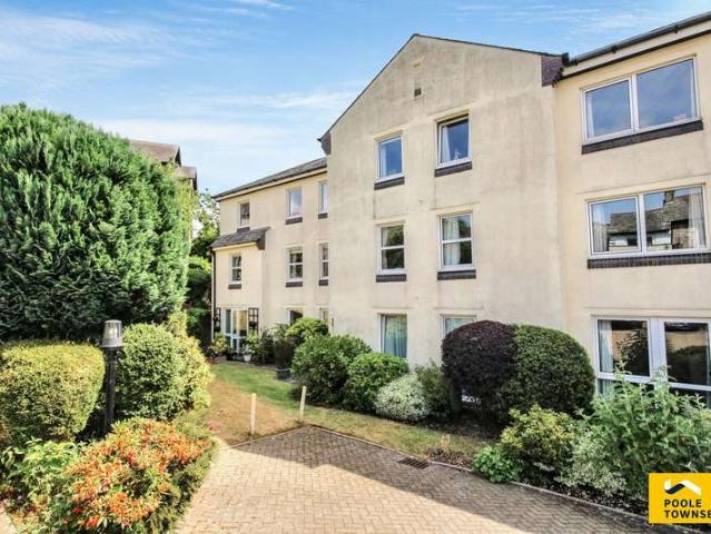 1 Bedroom Ground Flat