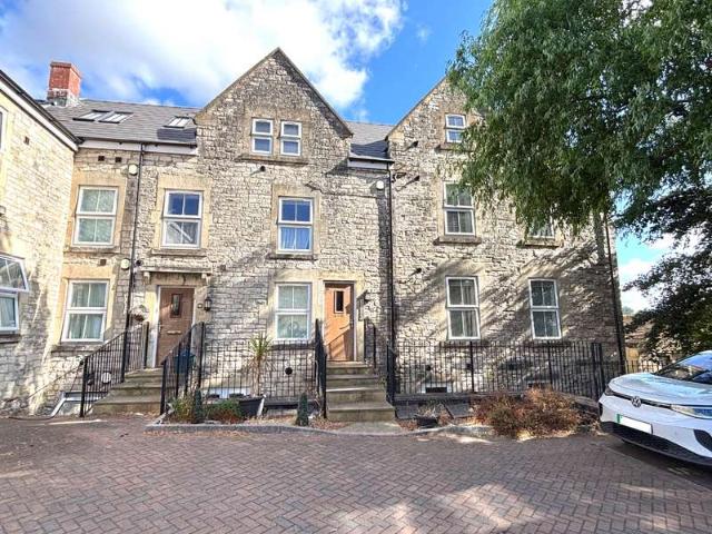 1 Bedroom Ground Flat