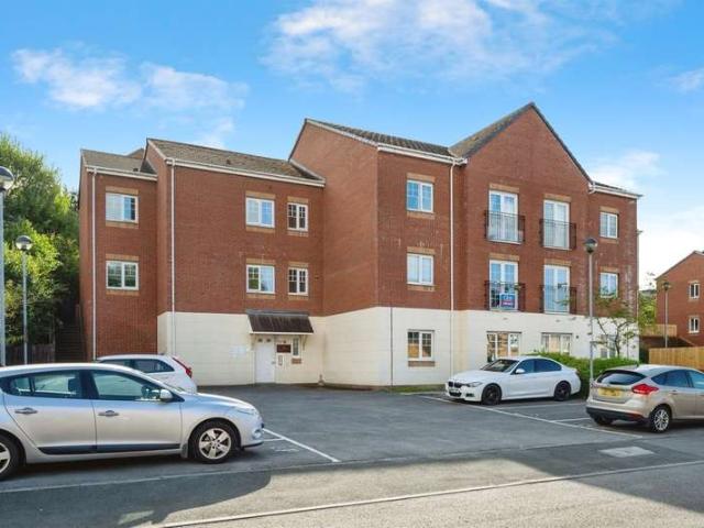 1 Bedroom Ground Flat