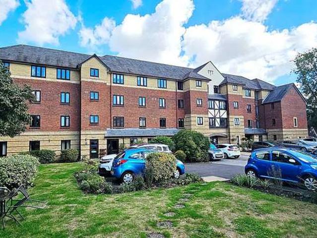 1 Bedroom Ground Flat