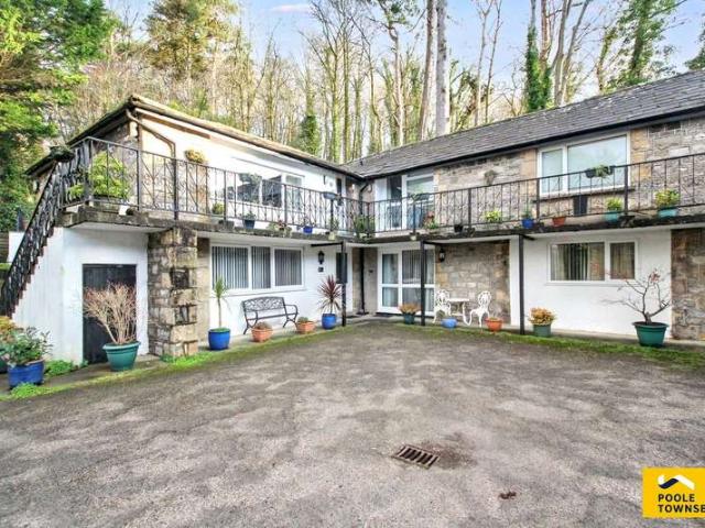 1 Bedroom Ground Flat