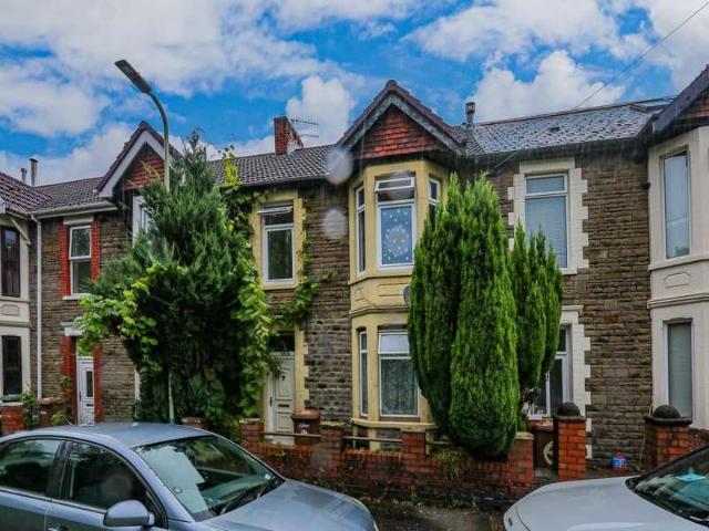 1 Bedroom Ground Flat