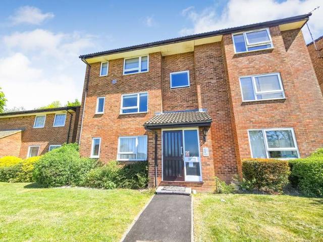1 Bedroom Ground Flat