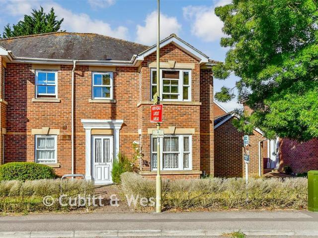 1 bedroom ground flat for sale