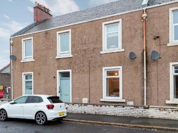 1 bedroom ground flat for sale