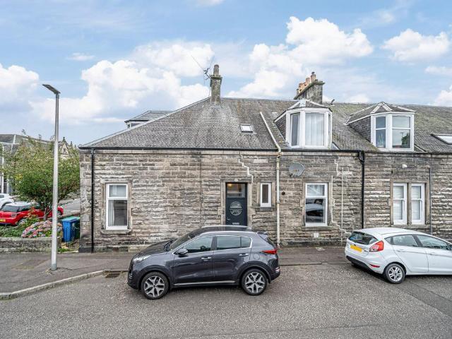 1 bedroom ground flat for sale