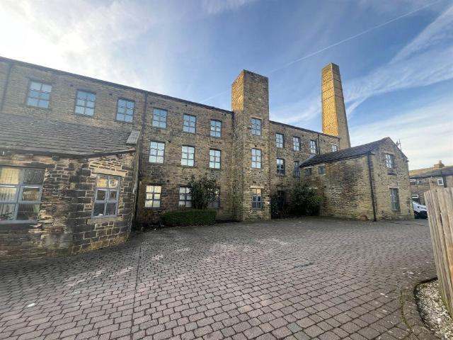 1 bedroom ground flat for sale