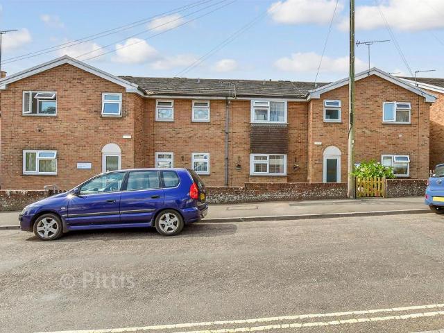 1 bedroom ground flat for sale