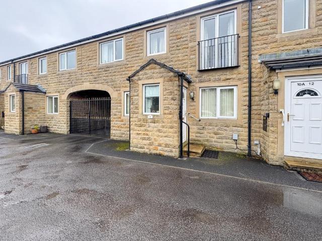 1 bedroom ground flat for sale